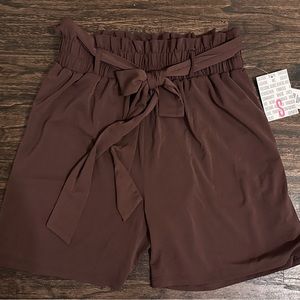 Lularoe Ella shorts